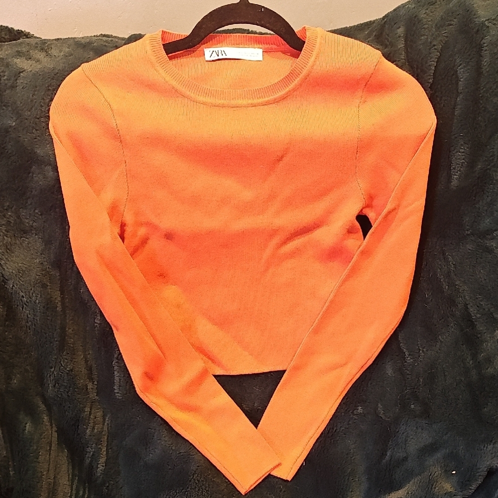 Zara Orange Crew Neck Sweater Vibrant and Eye-Catching